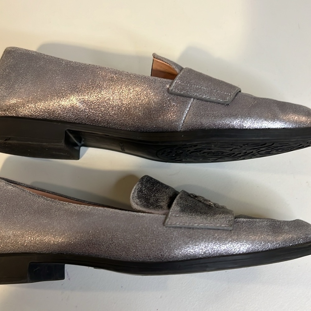Taryn Rose Metallic Leather Loafers Size 7 5 - Picture 4 of 8